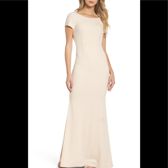 lulus twist back mermaid gown